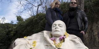 Ady és én - Pécsett készült fotóra is szavazhatunk