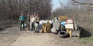 Csaknem négyzsáz zsák szemetet szedtek össze a nemzeti parkban Csaknem négyzsáz zsák szemetet szedtek össze a nemzeti parkban
