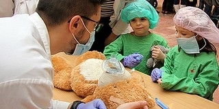Minden plüssállatot meggyógyítanak a Teddy Maci Kórház családi napján Minden plüssállatot meggyógyítanak a Teddy Maci Kórház családi napján