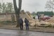 Áttörte egy luxusautó a pécsi temető kerítését a Siklósi útról érkezve Áttörte egy luxusautó a pécsi temető kerítését a Siklósi útról érkezve
