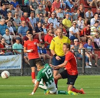 Elbonthatják a PMFC stadionját, a Szigeti úton alakítanák ki a PEAC új sportközpontját Elbonthatják a PMFC stadionját, a Szigeti úton alakítanák ki a PEAC új sportközpontját
