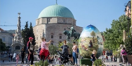 Idén is gyönyörködhetünk a kétméteres hímes tojásban Pécsett Idén is gyönyörködhetünk a kétméteres hímes tojásban Pécsett