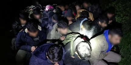 Megint jöttek: 25 migránst fogtak el Baranyában éjjel Megint jöttek: 25 migránst fogtak el Baranyában éjjel