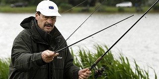 Áder János köztársasági elnök is bedobja a csalit a polgárőrök pogányi horgászversenyén Áder János köztársasági elnök is bedobja a csalit a polgárőrök pogányi horgászversenyén