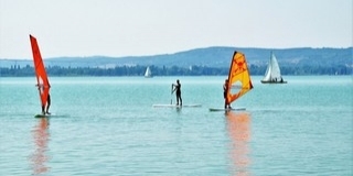 Vízbe fulladt egy férfi vasárnap Balatonfenyvesnél Vízbe fulladt egy férfi vasárnap Balatonfenyvesnél