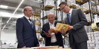 Jövőre minden diák ingyen kap tankönyvet a köznevelésben Jövőre minden diák ingyen kap tankönyvet a köznevelésben