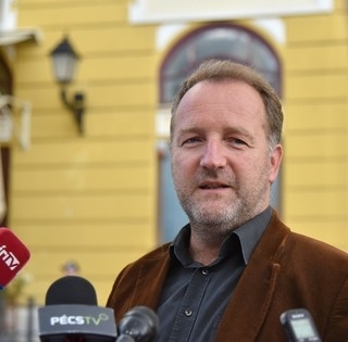 Kővári: ennyi erővel egy bűnszövetkezet is állíthat jelölteket, megtévesztik a választókat Kővári: ennyi erővel egy bűnszövetkezet is állíthat jelölteket, megtévesztik a választókat