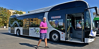 Prímán vette az akadályokat a pécsi utakon a vadonatúj elektromos autóbusz Prímán vette az akadályokat a pécsi utakon a vadonatúj elektromos autóbusz