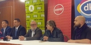 Ellenzéki kutyakomédia zajlik a pécsi önkormányzati választások kapcsán Ellenzéki kutyakomédia zajlik a pécsi önkormányzati választások kapcsán