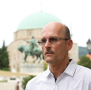 Kóbor József szerint Németországban börtön járna az ilyen mértékű tűzifaégetésért Kóbor József szerint Németországban börtön járna az ilyen mértékű tűzifaégetésért