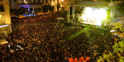 Már dübörög a Pécsi Napok: pénteken este Caramel, szombaton Pápai Joci koncertezik