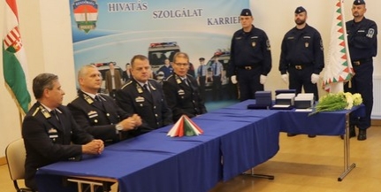 Baranyai rendőrök vehettek át elismeréseket a nemzeti ünnep alkalmából