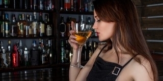 Hahó, pécsiek! Tudják, hol és hogyan szórakoznak a gyerekeik? S hogy ki is szolgálják őket?!