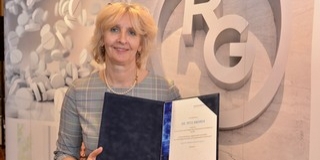 A Nagy Lajos tanárnőjét, dr. Petz Andreát is díjazták A Nagy Lajos tanárnőjét, dr. Petz Andreát is díjazták