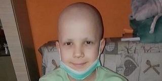 Jó hírek érkeztek a mohácsi kisfiúról, Berki Nikolaszról - Eddig hatásosnak bizonyult a kezelés