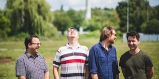 Megjelent kollégánk zenekara, a gézakékazég új lemeze - Hallgassa meg nálunk! Megjelent kollégánk zenekara, a gézakékazég új lemeze - Hallgassa meg nálunk!
