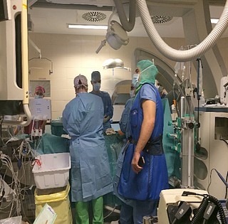 A szívelégtelenségben szenvedő betegeken segítő új műtéti eljárást alkalmaznak Pécsett