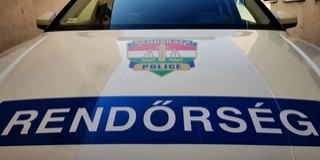 Jönnek: fél nap alatt félszáz migránst tartóztattak fel