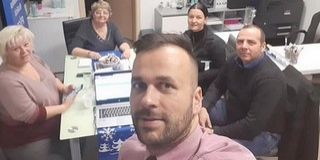 Cetlibotrány a pécsi városházán: a Gyurcsány-párt így üzen a pécsi városvezetésnek? Cetlibotrány a pécsi városházán: a Gyurcsány-párt így üzen a pécsi városvezetésnek?
