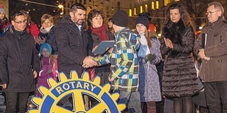 Kinyílt a Nádor ablaka: a pécsi diákot, Vince Kornélt százezer forinttal jutalmazták Kinyílt a Nádor ablaka: a pécsi diákot, Vince Kornélt százezer forinttal jutalmazták