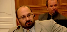 Elképesztő: 1,5 milliárd forintba kerülnek a városi cégek Pécsnek!