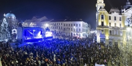 Indulhat a visszaszámlálás: a Széchenyi térre várják a bulizni vágyókat szilveszterkor