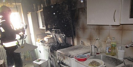 Nyugdíjas tűzoltók oltottak egy harkányi konyhatüzet