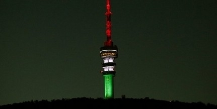 Nemzeti színekbe borul a tv-torony, a kommunizmus áldozatai előtt tisztelegve