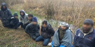Csapatostól jöttek: migránsokat fogtak Baranyában Csapatostól jöttek: migránsokat fogtak Baranyában