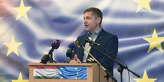 Tóth Bertalanék a bajban is csak orbánozni tudnak Tóth Bertalanék a bajban is csak orbánozni tudnak