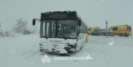 Autóval ütközött egy menetrend szerinti busz Baranyában Autóval ütközött egy menetrend szerinti busz Baranyában