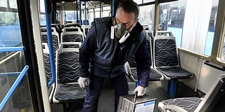 Csökken a járatok száma, ingyen utazhatnak a helyközi közlekedésben az egészségügyisek Csökken a járatok száma, ingyen utazhatnak a helyközi közlekedésben az egészségügyisek