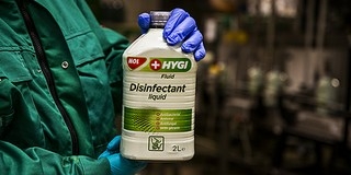 Már 110 ezer liter magyar fertőtlenítőszert szállítottak ki Már 110 ezer liter magyar fertőtlenítőszert szállítottak ki