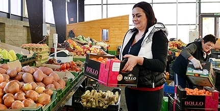 Hétfőtől maszkot kell viselniük a piaci árusoknak Pécsett, ha nem teszik, büntetés jöhet Hétfőtől maszkot kell viselniük a piaci árusoknak Pécsett, ha nem teszik, büntetés jöhet