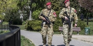 Ezen a hétvégén is a polgármesterek dönthetnek a kijárási szabályok szigorításáról Ezen a hétvégén is a polgármesterek dönthetnek a kijárási szabályok szigorításáról