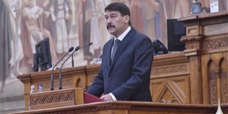 Áder János: nemzeti összefogásra van szükség! Áder János: nemzeti összefogásra van szükség!