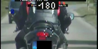 Száznyolcvannal hajtó motorost fotóztak le Szederkénynél Száznyolcvannal hajtó motorost fotóztak le Szederkénynél
