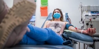 Hatott a vérplazma-terápia: lekerült a lélegeztetőgépről egy idős férfi Hatott a vérplazma-terápia: lekerült a lélegeztetőgépről egy idős férfi
