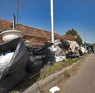 Keddtől Pécsett is a régi rend szerint működik a hulladékudvar, lesz lomtalanítás is Keddtől Pécsett is a régi rend szerint működik a hulladékudvar, lesz lomtalanítás is