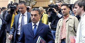 Orbán: a kapzsiság miatt van válság