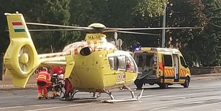 Mentőhelikopter szállt le a József Attila utcában