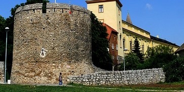 EKF: Mindum válasza a pestinek EKF: Mindum válasza a pestinek