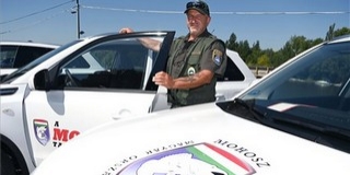 Tizenöt autót adtak át a halőröknek, csónakokat is kapnak