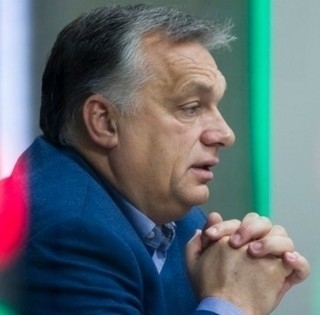 Orbán Viktor: a libernyákoknak túl szigorú kijelentés, de minden migráns egy biológiai bomba Orbán Viktor: a libernyákoknak túl szigorú kijelentés, de minden migráns egy biológiai bomba