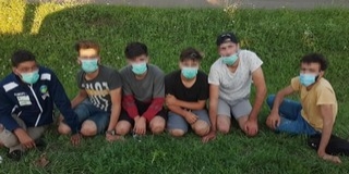 Migránsokkal taxizó grúzokat kapcsoltak le Baranyában Migránsokkal taxizó grúzokat kapcsoltak le Baranyában