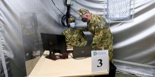 Újból üzembe helyezik a Dél-Pesti Centrumkórház sátorrendszerét