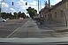 Ezt nézze meg! Egy pécsi motoros a járdán kerülte ki a piros lámpát - Videó!