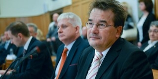 A balliberális pécsi városvezetést ekézte az ellenzék: egy saját fejlesztésük sem volt A balliberális pécsi városvezetést ekézte az ellenzék: egy saját fejlesztésük sem volt
