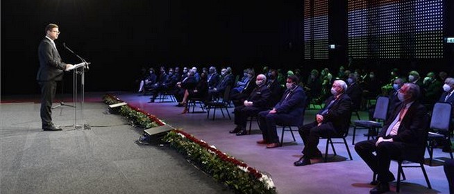 Gulyás: nem engedhetjük meg, hogy a kommunizmus eszméi újra teret nyerjenek! Gulyás: nem engedhetjük meg, hogy a kommunizmus eszméi újra teret nyerjenek!