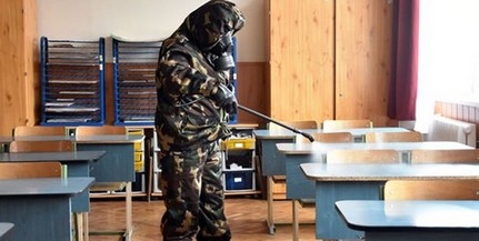 Zajlanak az iskolákban a fertőtlenítő nagytakarítások, a honvédség is besegít Zajlanak az iskolákban a fertőtlenítő nagytakarítások, a honvédség is besegít